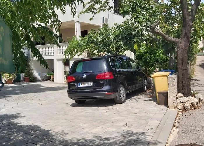 Kate Guest house Krk Town